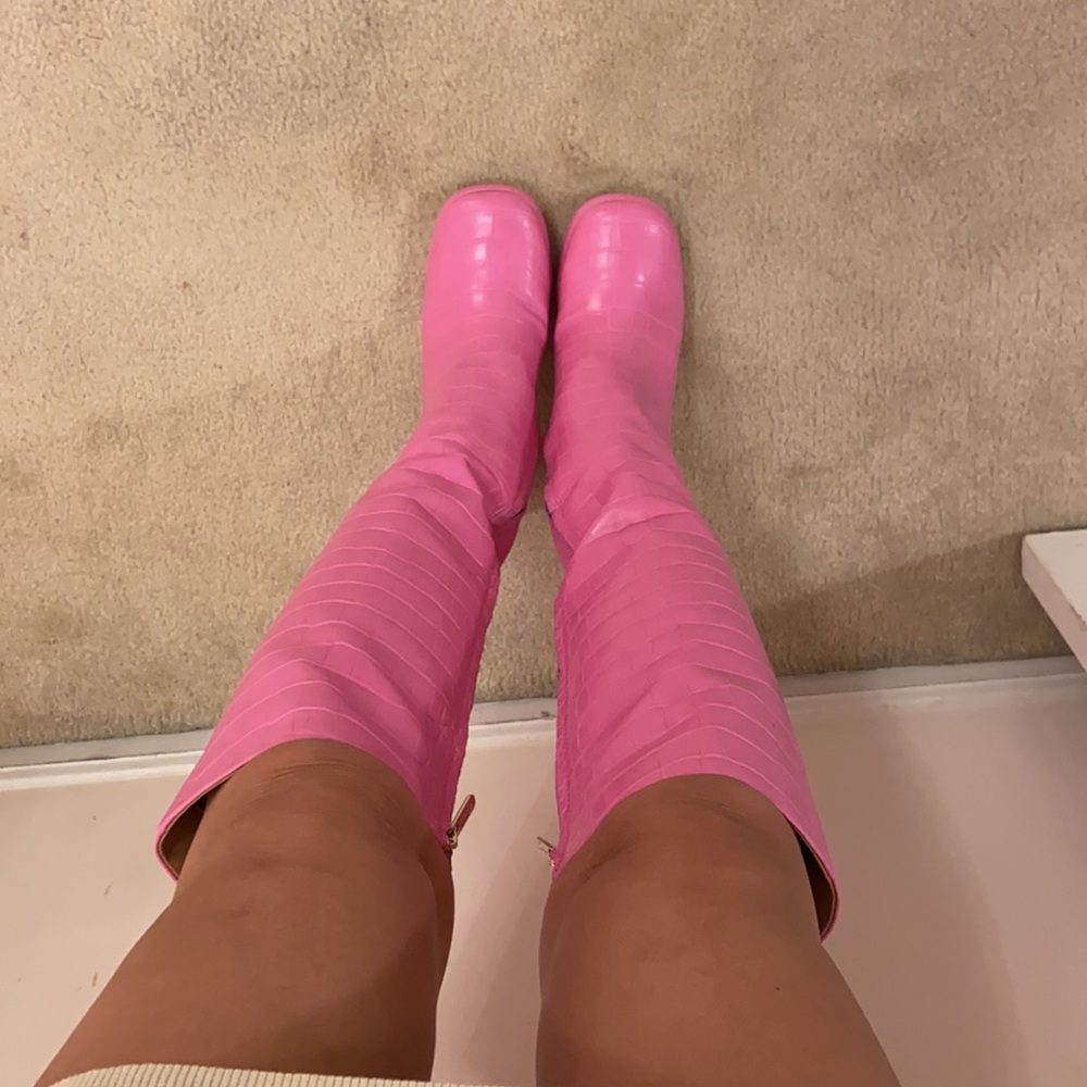 Croc-Embossed Knee-High Boots - Picture 10 of 15